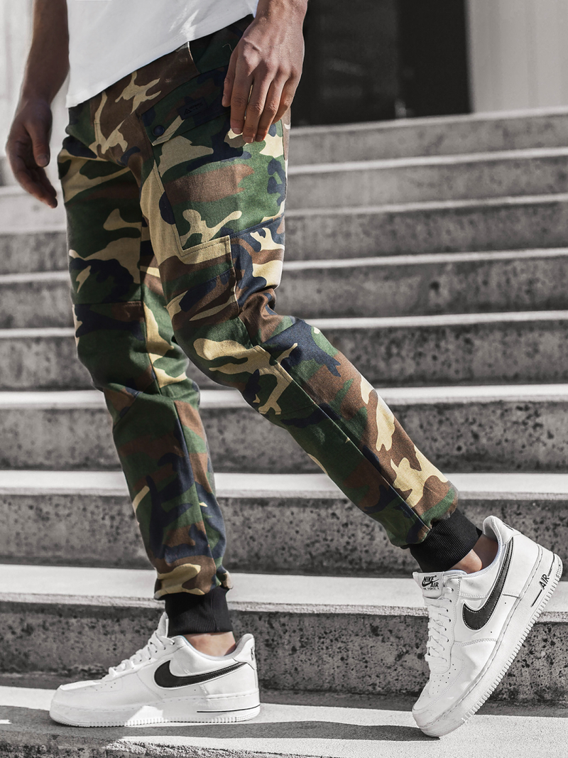 Moške hlače chino jogger maskirno-zelene OZONEE O/11103