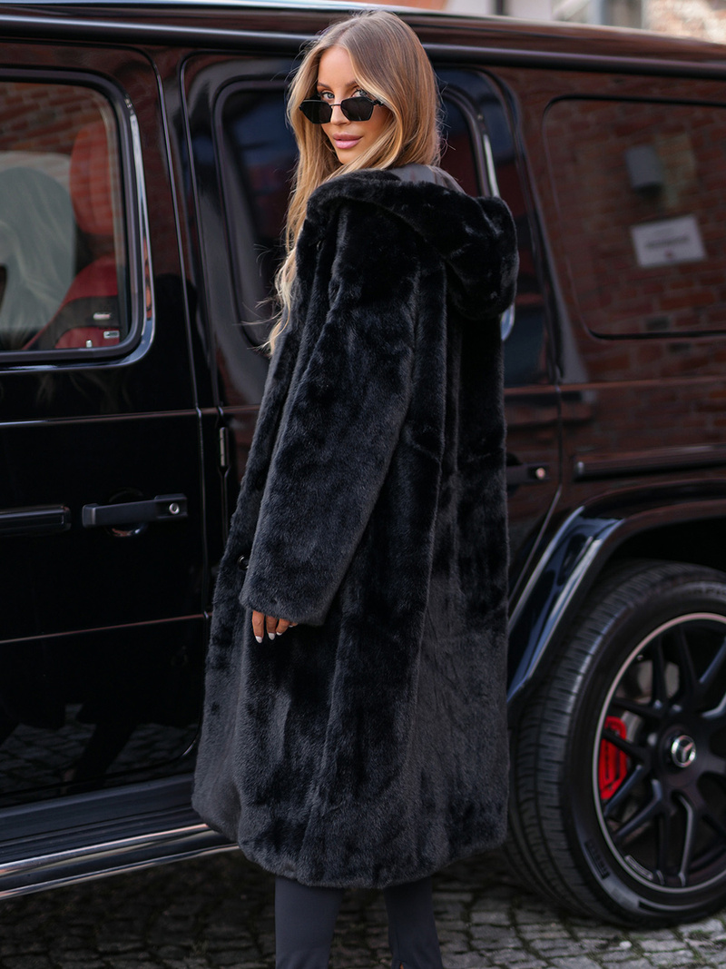 Ženska krznena zimska jakna črna OZONEE JS/11Z8250